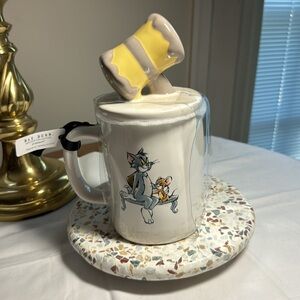Rae Dunn Tom and Jerry coffee/tea mug with topper